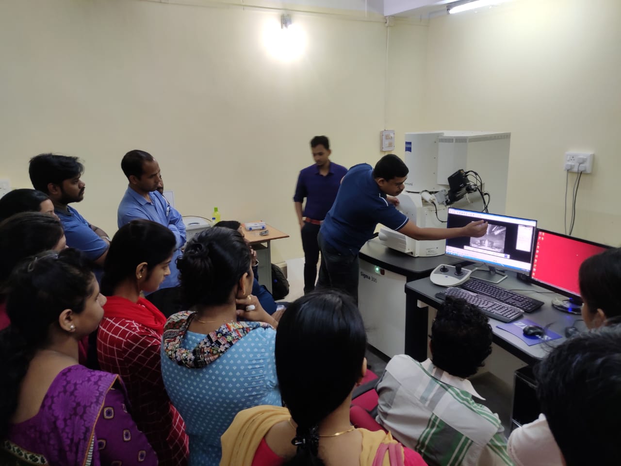 Microscopy workshop photo 4